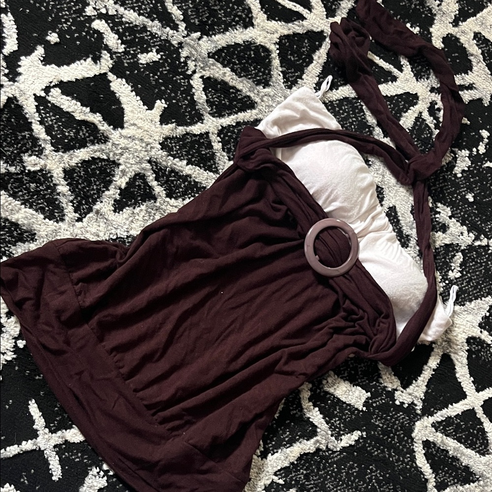 Chic Brown and White top